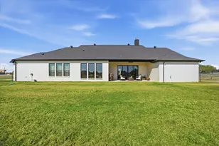 561 Royal Santana, Weatherford, TX 76087 - Photo 30
