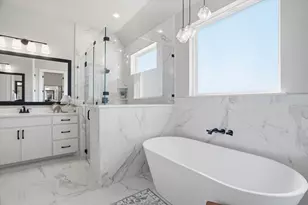 561 Royal Santana, Weatherford, TX 76087 - Photo 24