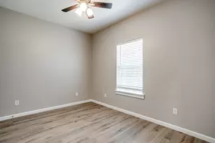 133 Winners Cir, Weatherford, TX 76087 - Photo 14