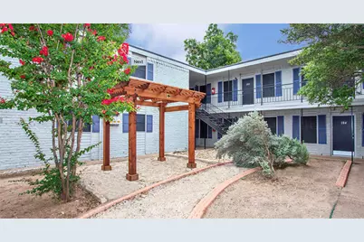 1321 S 11th Street, Waco, TX 76706 - Photo 2