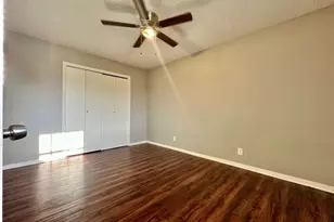 1321 S 11th St, Waco, TX 76706 - Photo 6