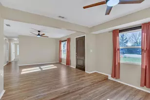 412 Fleming Dr, Hurst, TX 76053 - Photo 8