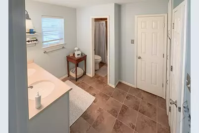 154 Stonewood Boulevard, Bartonville, TX 76226 - Photo 8