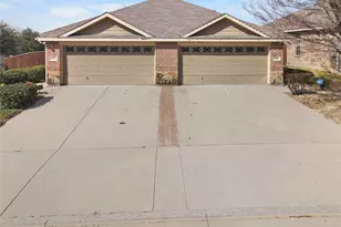 363 Armstrong Ln, Lavon, TX 75166 - Photo 1