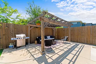 1526 Life Avenue, Dallas, TX 75212 - Photo 34