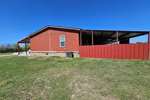 4109 Bramblett Rd, Cleburne, TX 76031 - Photo 4