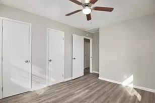 406 Dawson Cir, Grand Prairie, TX 75051 - Photo 8