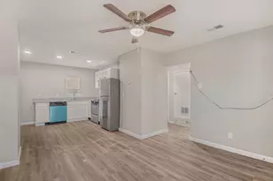 406 Dawson Cir, Grand Prairie, TX 75051 - Photo 24