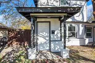 406 Dawson Cir, Grand Prairie, TX 75051 - Photo 4