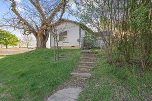 912 N Tone Ave, Denison, TX 75020 - Photo 1