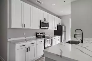 948 S Corinth St, Dallas, TX 75215 - Photo 10
