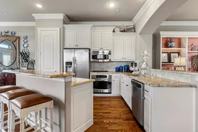 4021 Winsor Drive, Farmers Branch, TX 75244 - Photo 10