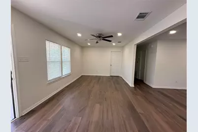 2401 S 26th Street, Waco, TX 76706 - Photo 6