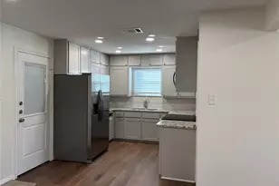 2401 S 26th St, Waco, TX 76706 - Photo 10