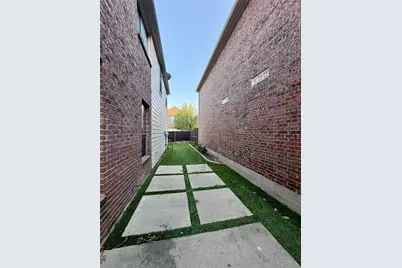 3528 Flat Creek Drive, Plano, TX 75025 - Photo 14