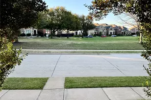 3528 Flat Creek Dr, Plano, TX 75025 - Photo 2