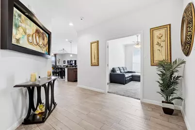 2502 Sunburst Drive, Glenn Heights, TX 75154 - Photo 4