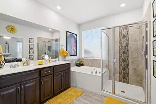 2502 Sunburst Dr, Glenn Heights, TX 75154 - Photo 16