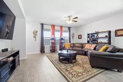 2502 Sunburst Drive, Glenn Heights, TX 75154 - Photo 12