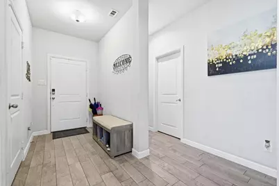 2502 Sunburst Drive, Glenn Heights, TX 75154 - Photo 2