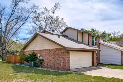 4201 Gayle Court, Flower Mound, TX 75028 - Photo 2