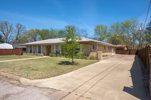 148 Granada Square, Canton, TX 75103 - Photo 2