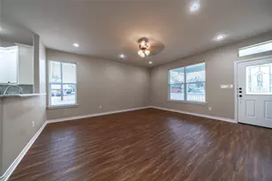 1030 W Gandy St, Denison, TX 75020 - Photo 2