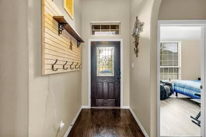 905 Cloudlock Drive, Saginaw, TX 76179 - Photo 6