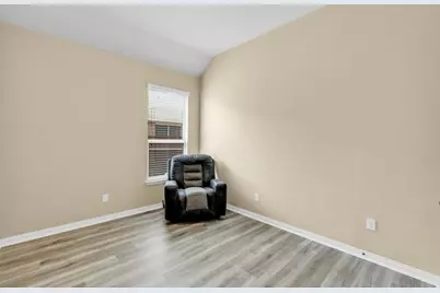 905 Cloudlock Drive, Saginaw, TX 76179 - Photo 20