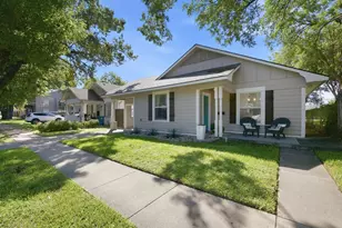 711 W Knox St, Ennis, TX 75119 - Photo 6