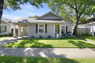 711 W Knox St, Ennis, TX 75119 - Photo 2