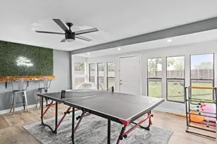 711 W Knox St, Ennis, TX 75119 - Photo 24