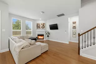 2352 High Pln Ln, Waxahachie, TX 75167 - Photo 2