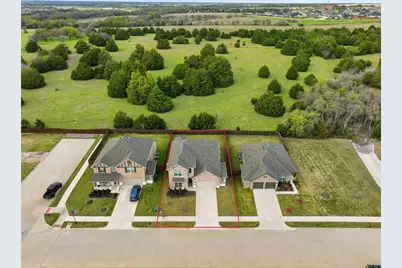 2352 High Plain Lane, Waxahachie, TX 75167 - Photo 32