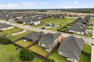 2352 High Pln Ln, Waxahachie, TX 75167 - Photo 4
