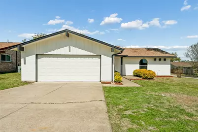 701 Salsbury Circle, Arlington, TX 76014 - Photo 1