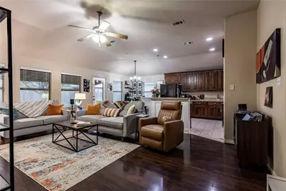 218 Rawhide Street, Waxahachie, TX 75165 - Photo 4