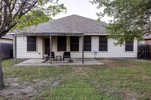 218 Rawhide St, Waxahachie, TX 75165 - Photo 22