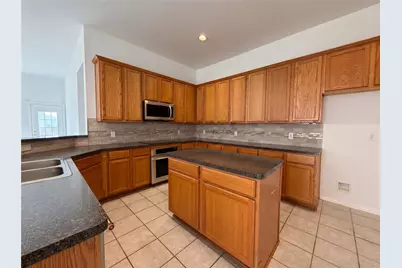 7617 Nightfall Drive, Denton, TX 76210 - Photo 2