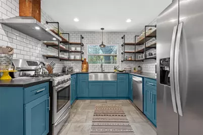 1320 Hillside Street, Waco, TX 76710 - Photo 4