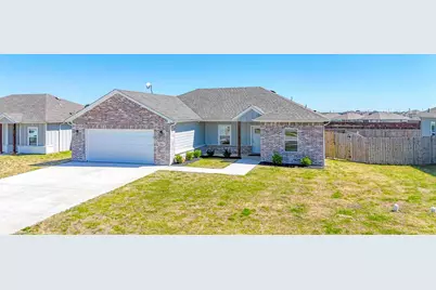 3833 Skylane Avenue, Corsicana, TX 75110 - Photo 2