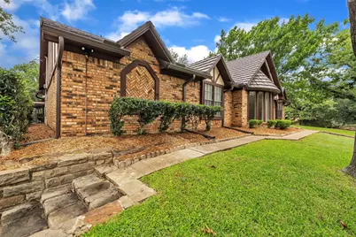 2241 Mountainview Drive, Hurst, TX 76054 - Photo 4