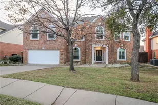 1081 Woodbriar Dr, Grapevine, TX 76051 - Photo 1