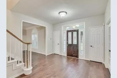 1081 Woodbriar Drive, Grapevine, TX 76051 - Photo 2