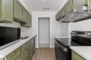 908 Isbell Rd, Fort Worth, TX 76114 - Photo 6