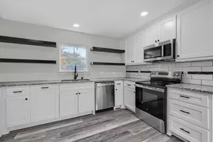 102 William St, Pottsboro, TX 75076 - Photo 2