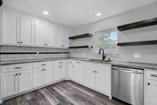 102 William St, Pottsboro, TX 75076 - Photo 4