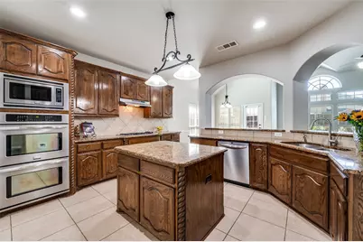 10391 Castello Court, Frisco, TX 75035 - Photo 12
