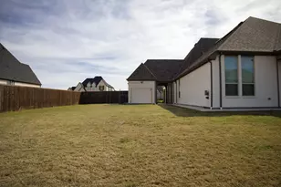 2812 Fawnwood Ct, Sherman, TX 75092 - Photo 40