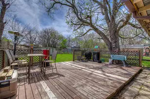 650 Forrester St, Greenville, TX 75401 - Photo 34